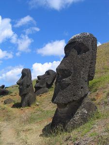 moai_rano_raraku-aurbina