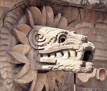 La Serpiente de las Psicografias, Podria ser un Mensaje - Página 2 Quetzalcoatl-1